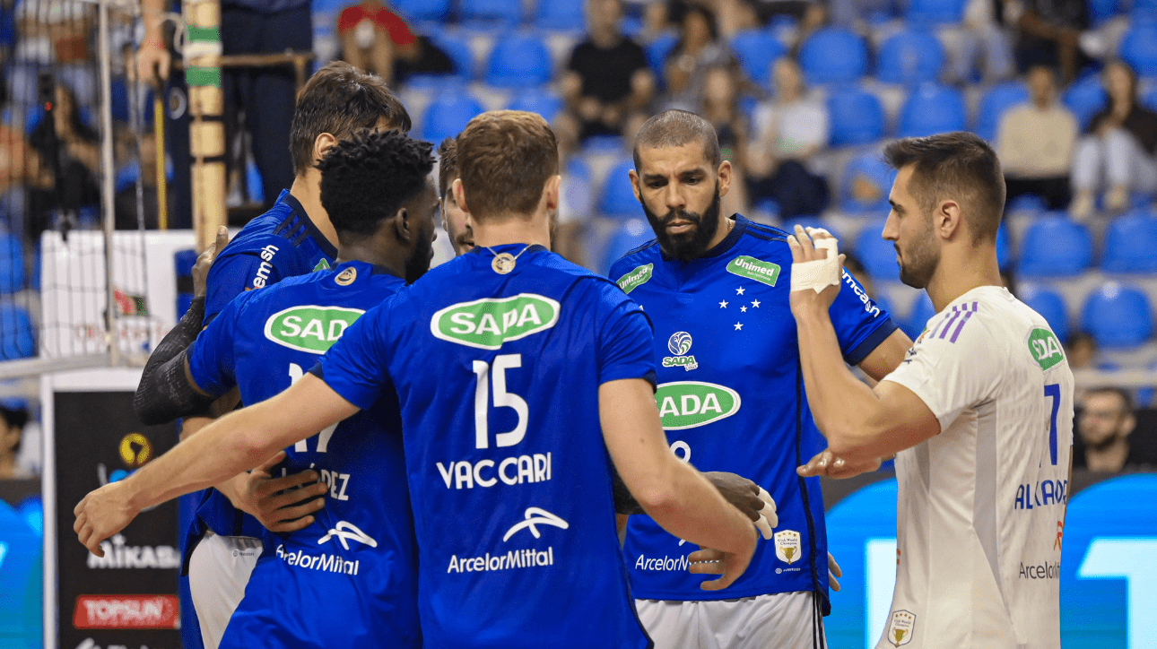 Cruzeiro x Sesi Bauru pela semifinal da Copa Brasil de Vôlei Masculino