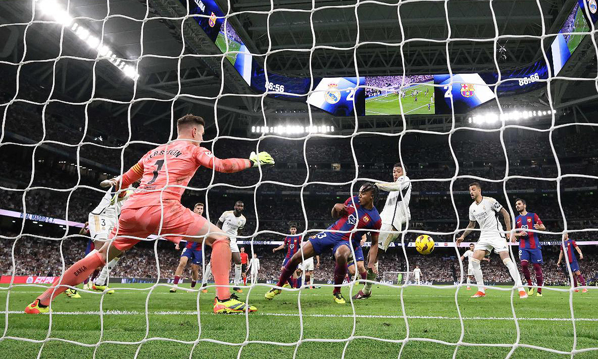 Real Madrid Vence Barcelona Em Jogo De Cinco Gols E Se Aproxima Do