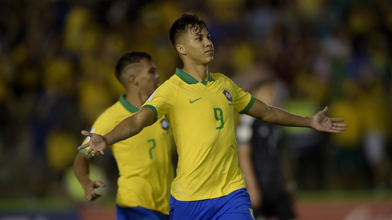 Kaio Jorge fez dupla atacante do Cruzeiro em título mundial da Seleção