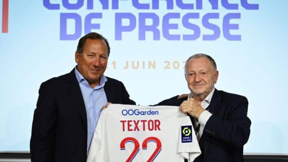 John Textor se torna presidente do Lyon (foto:  OLIVIER CHASSIGNOLE / AFP)