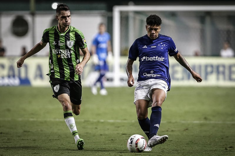 Cruzeiro venceu todos os jogos contra o Goiás no Independência