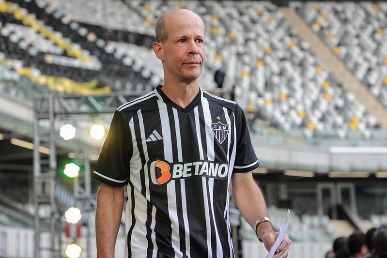 Foto do empresário Ricardo Guimarães, dirigente do Atlético, na Arena MRV (foto: Pedro Souza/Atlético)