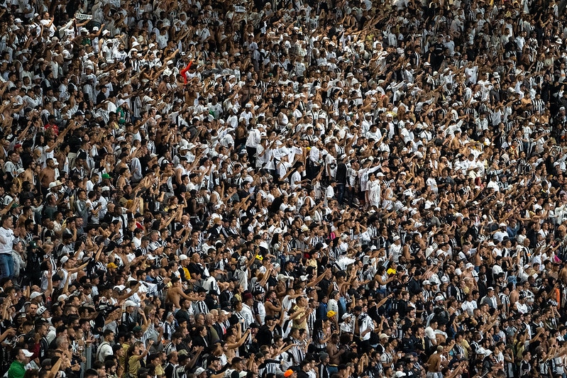 PM de Minas proíbe torcedores do Galo de levar a letra B para o clássico  contra o Cruzeiro, no sábado - Lance!