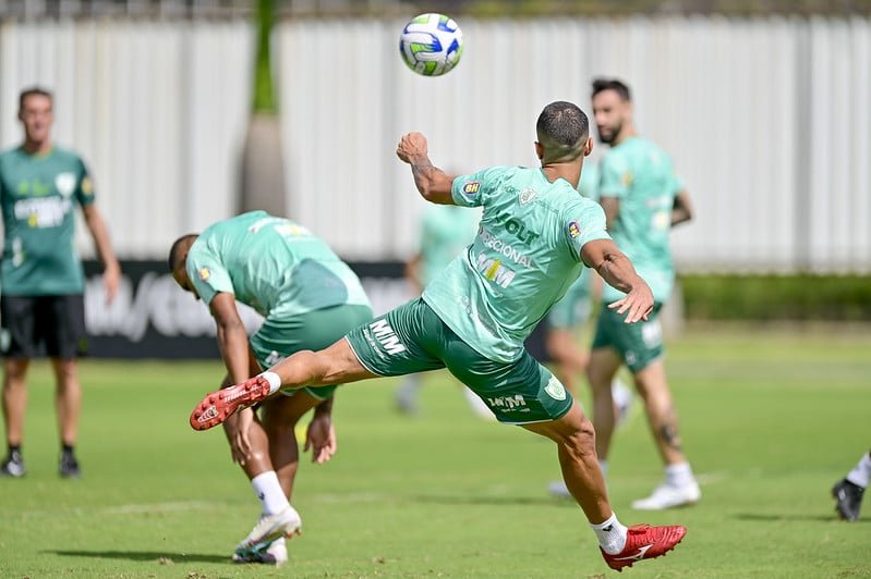 Equipe de Vágner Mancini está preparada para terceiro jogo na Sul-Americana (foto: Mourão Panda / América)