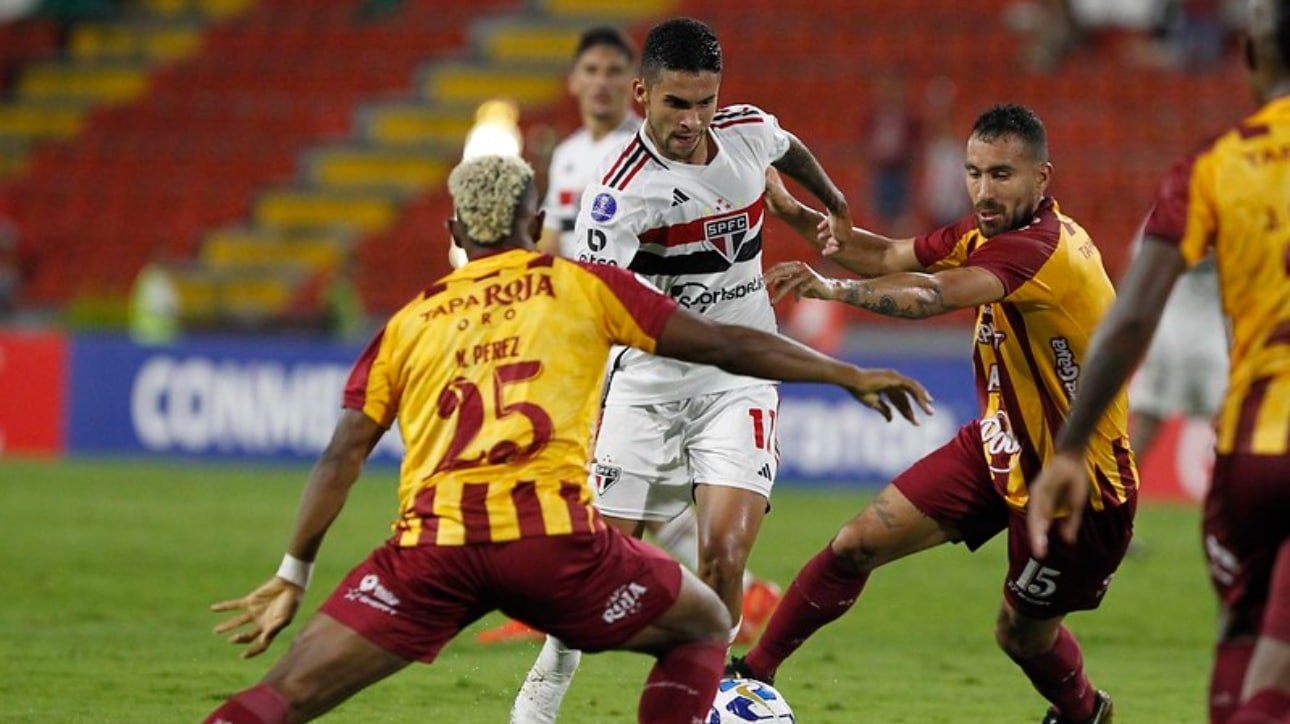São Paulo não conseguiu superar o Tolima-COL e apenas empatou (foto: Rubens Chiri)