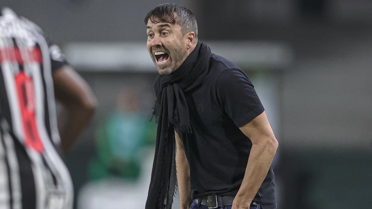 Eduardo Coudet durante Coritiba x Atlético-MG (foto: Pedro Souza/Atlético)