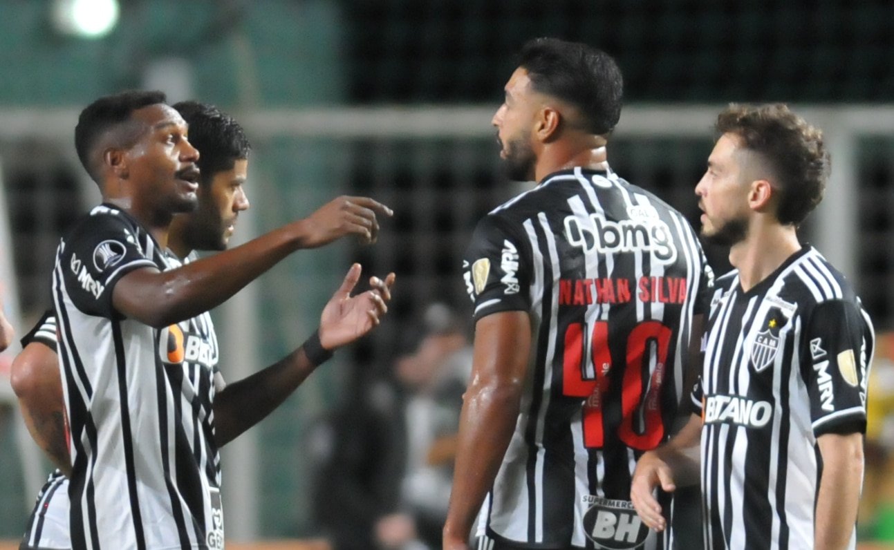 Jogadores do Atlético-MG após a vitória sobre o Alianza Lima na Libertadores (foto: Alexandre Guzanshe/EM/D.A Press)