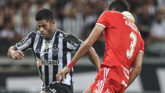 Hulk em jogo entre Atlético-MG x Internacional (foto: Pedro Souza/Atlético)