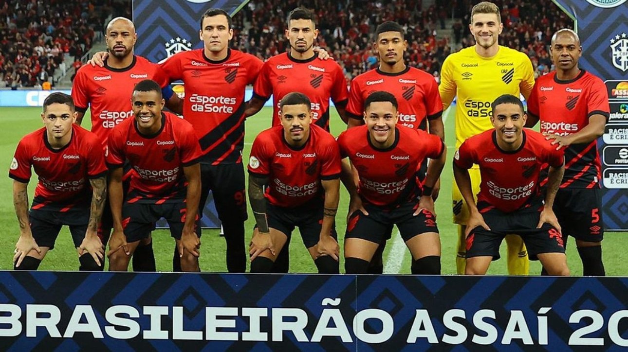 Time titular do Athletico-PR (foto: Instagram do Athletico-PR)