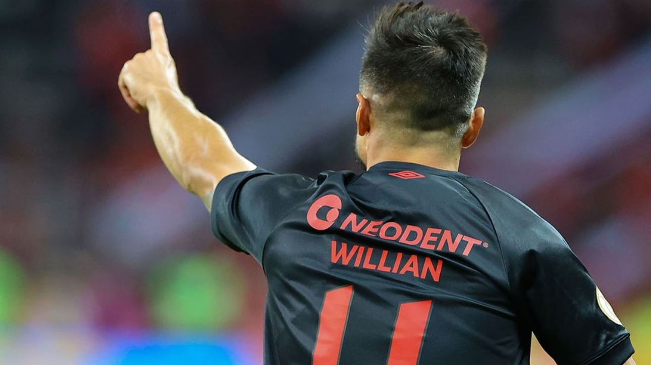 Willian Bigode marcou o seu primeiro gol depois da polêmica envolvendo um golpe milionário de criptomoedas (foto: José Tramontin/athletico.com.br)