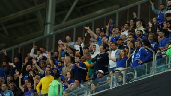 Torcida do Cruzeiro acompanhou o time no empate por 1 a 1 com o Grêmio (foto: Staff Images / Cruzeiro)