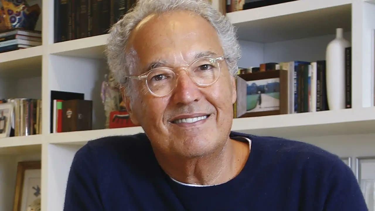 Nizan Guanaes, publicitário, sorri para foto (foto: Divulgação/Marcelo Navarro)