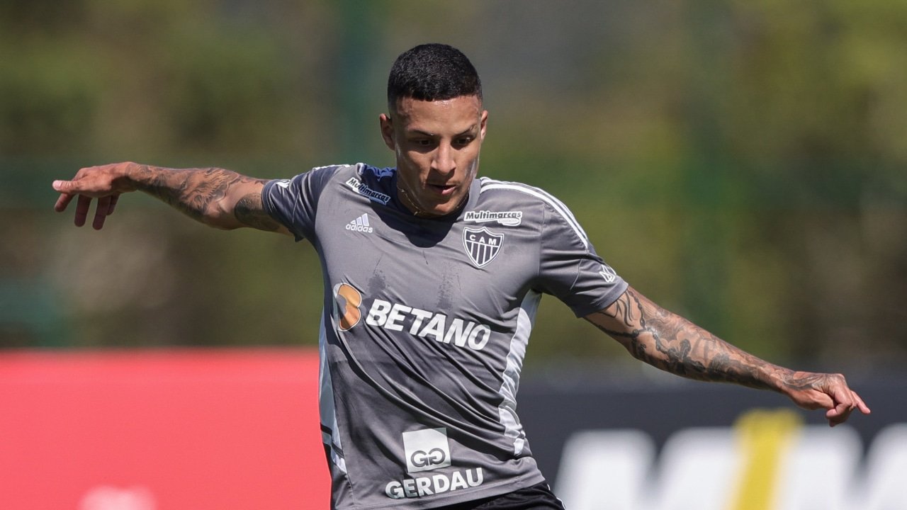 Arana em treino do Atlético-MG na Cidade do Galo em 2023 (foto: Pedro Souza/Atlético-MG)