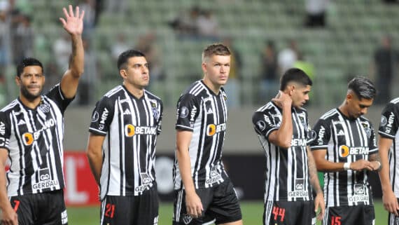 Jogadores do Atlético-MG em jogo contra o Alianza Lima (foto: Alexandre Guzanshe/EM/DA.Press)