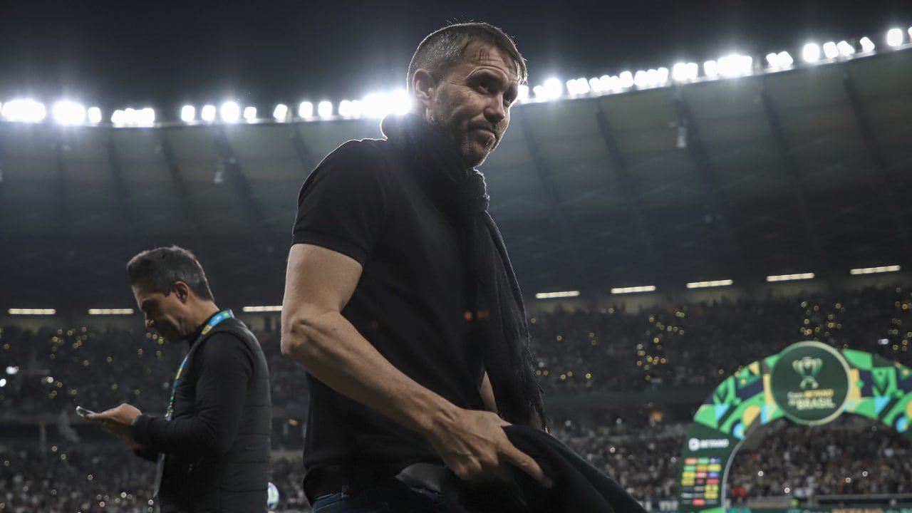 Eduardo Coudet no Mineirão em vitória do Atlético-MG sobre o Corinthians na Copa do Brasil de 2023 (foto: Pedro Souza/Atlético-MG)