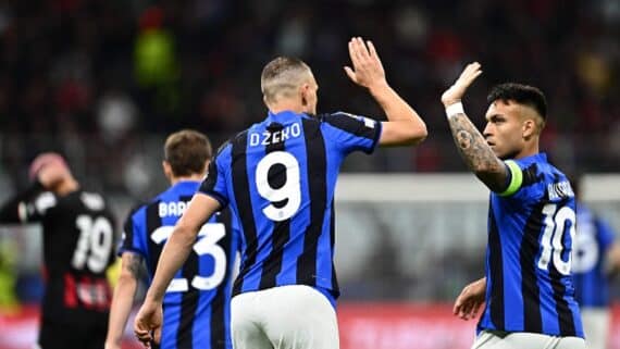 Inter de Milão venceu o Milan na partida de ida das semifinal da Champions League (foto: Marco BERTORELLO / AFP)