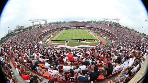 Torcida do São Paulo no Morumbi; estádio receberá confronto contra o Internacional, neste domingo (7/5) (foto: Paulo Pinto/saopaulofc.net)