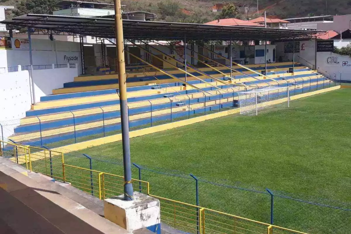Estádio Adolfo Nicolato, em Rodeiro - (foto: Divulgação/Spartano)