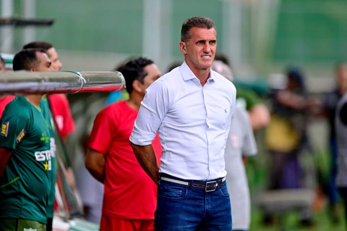 Vagner Mancini, em partida do América na Arena Independência (foto: Mourão Panda/América MG)