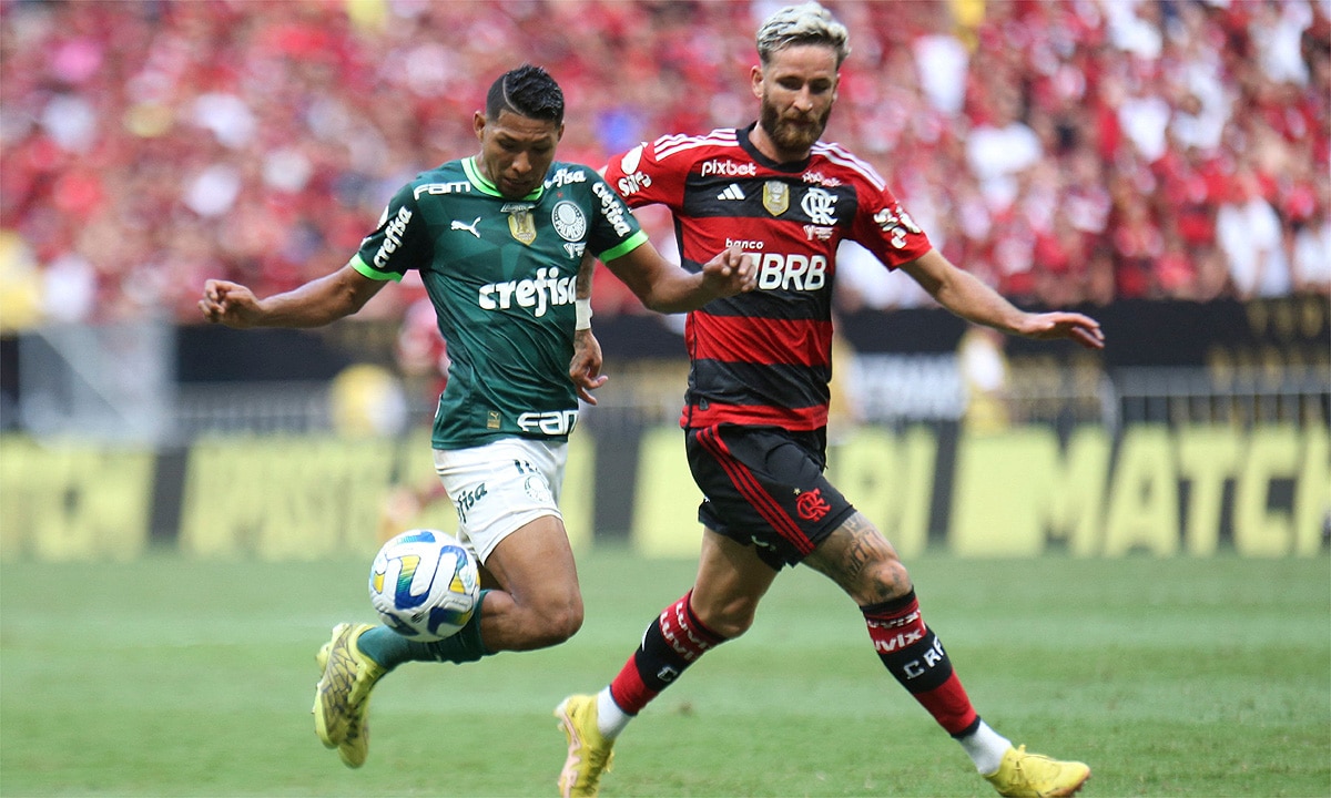 Flamengo quer manter supremacia contra Fluminense, que busca