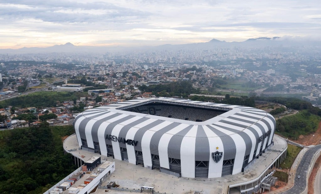 Atlético-MG confirma Ronaldinho Gaúcho em “jogo das lendas“ na