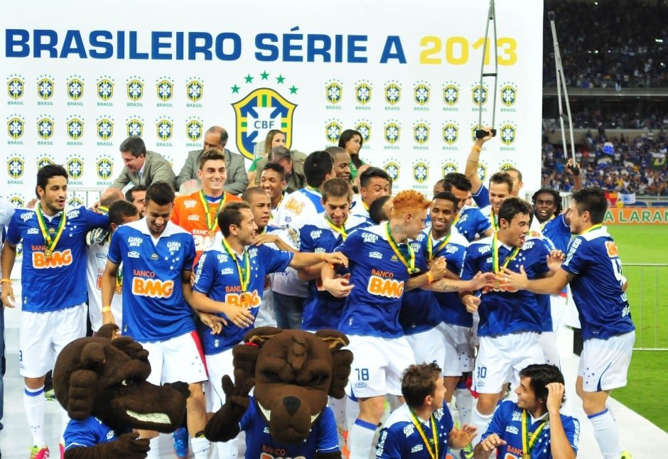 Cruzeiro campeão do Brasileirão em 2013 (foto: Alexandre Guzanshe/EM/D.A Press)
