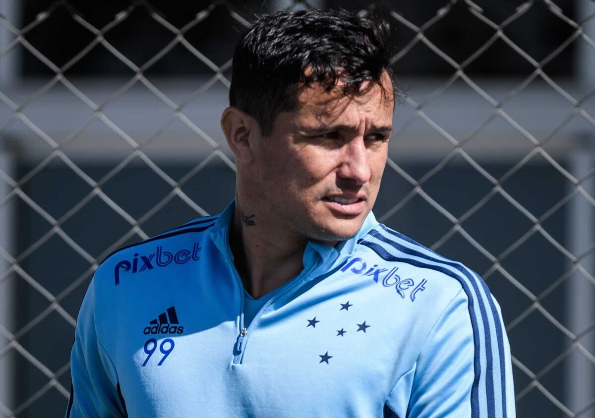 Edu pelo Cruzeiro (foto: Gustavo Aleixo/Cruzeiro)