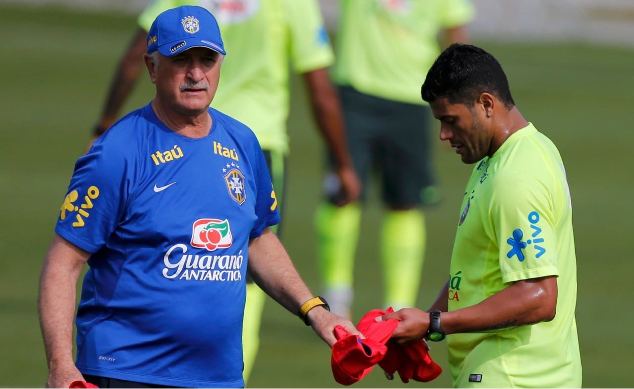 Felipão e Hulk (foto: Stringer/Brazil)