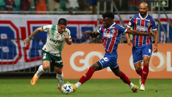 Palmeiras e Bahia em campo na Fonte Nova (foto: Cesar Greco/Palmeiras)