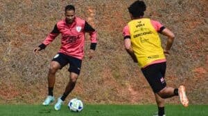 América-MG precisa vencer para se aproximar da saída do Z4 - Crédito: 