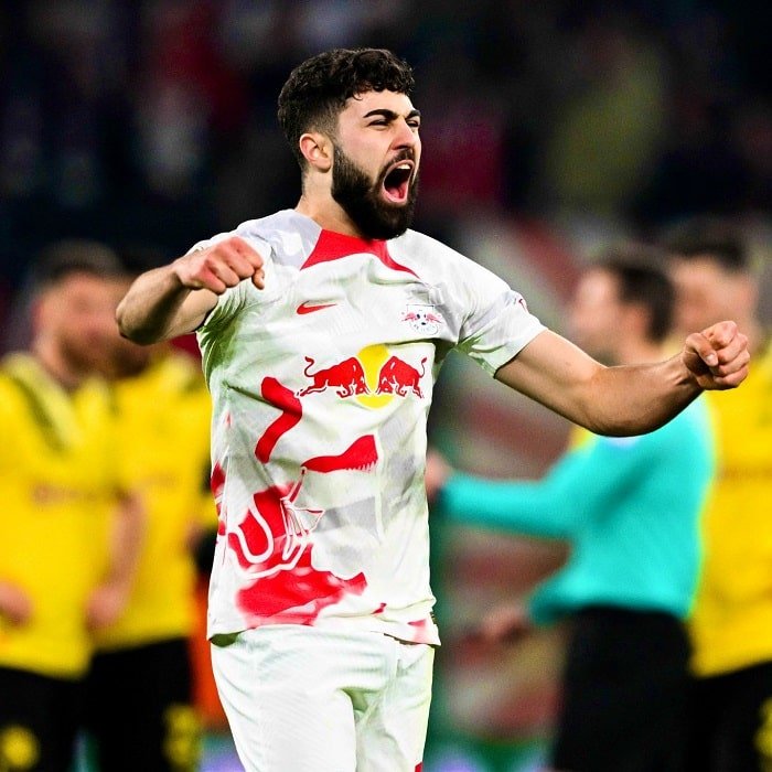 Gvardiol pode se tornar o zagueiro mais caro da história (foto: Reprodução)