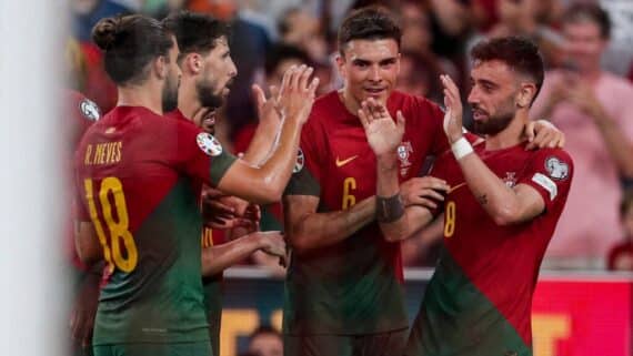 Eliminatórias Euro - Portugal x Bósnia e Herzegovina (foto: Carlos Costa/AFP)