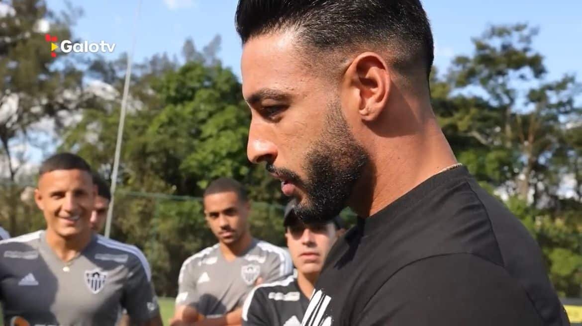 Nathan Silva se despediu dos companheiros na Cidade do Galo (foto: Reprodução/GaloTV)