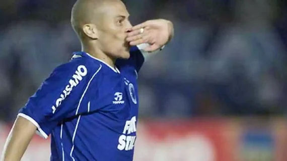 Alex, ex-Cruzeiro (foto: Jorge Gontijo/EM/DA Press
)