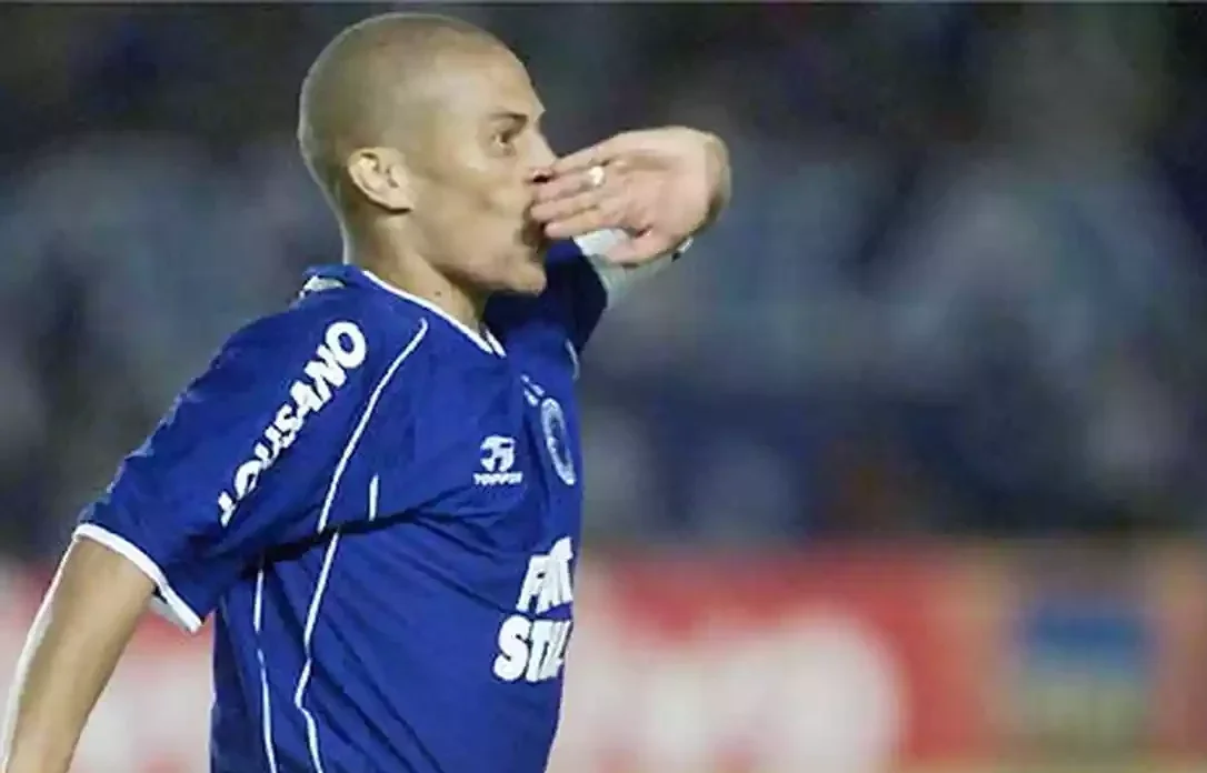 Alex, ex-Cruzeiro (foto: Jorge Gontijo/EM/DA Press)