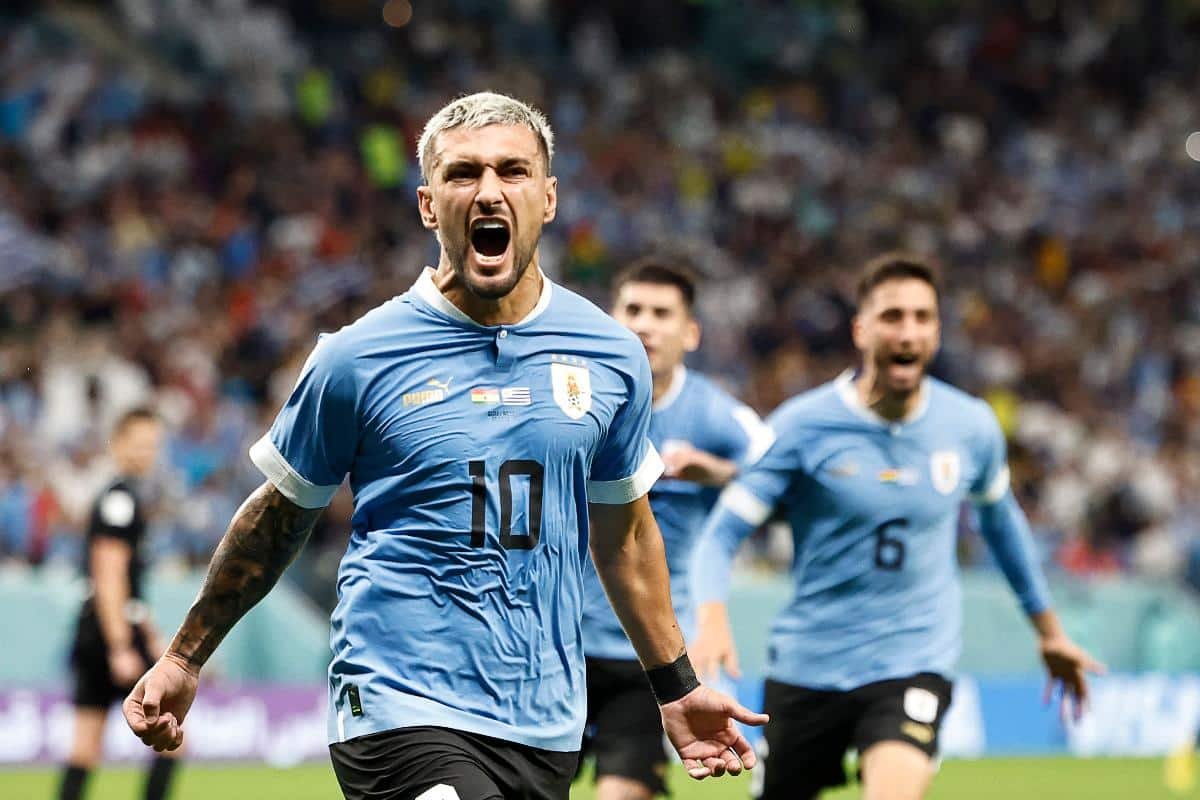 Arrascaeta comemora gol com o Uruguai na Copa do Mundo de 2022 no Catar (foto: Khaled DESOUKI / AFP)