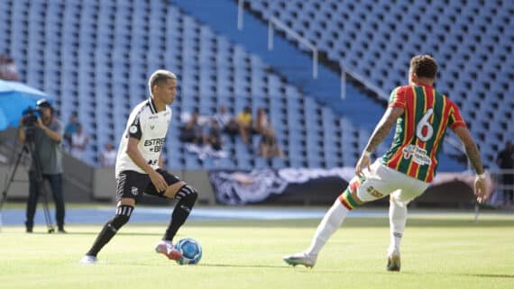 Sampaio Corrêa e Ceará empataram por 1 a 1 no Maranhão (foto: Israel Simonton/Ceará SC)