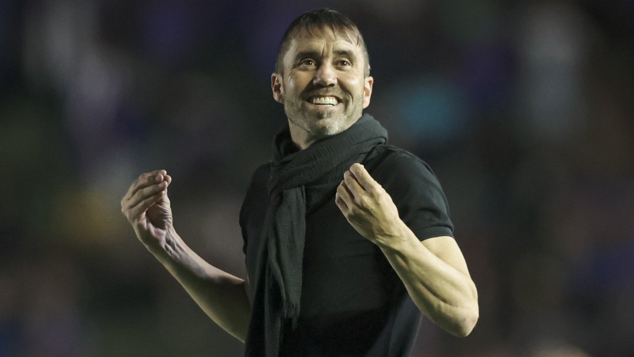 Coudet comemora vitória do Atlético-MG sobre o Cruzeiro em Uberlândia (foto: Pedro Souza/Atlético-MG)