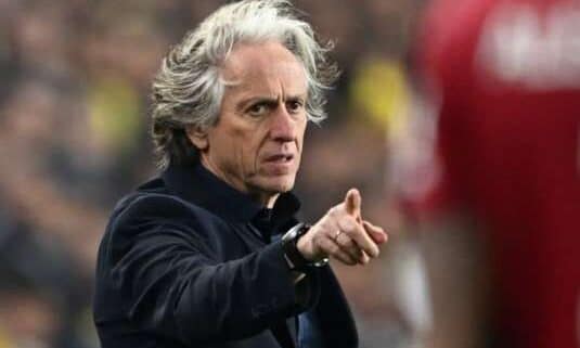 Jorge Jesus (foto: OZAN KOSE / AFP)