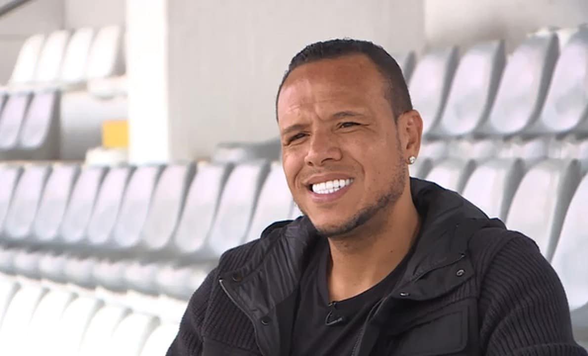 Luis Fabiano, ex-atacante (foto: Emanuel da Ros/Divulgação - 6/11/20)