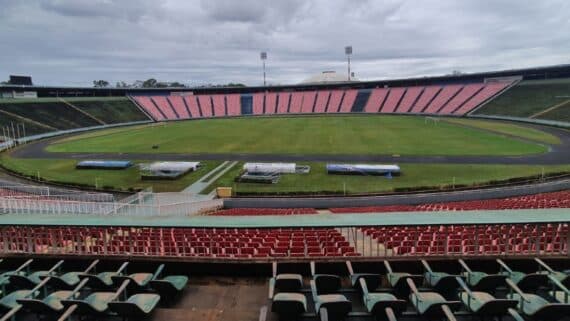 Parque do Sabiá, estádio em Uberlândia que vai receber Cruzeiro x Atlético, pelo Campeonato Brasileiro. (foto: Pedro Bueno/No Ataque)