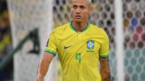 Richarlison com a camisa 9 da Seleção Brasileira - Crédito: 
