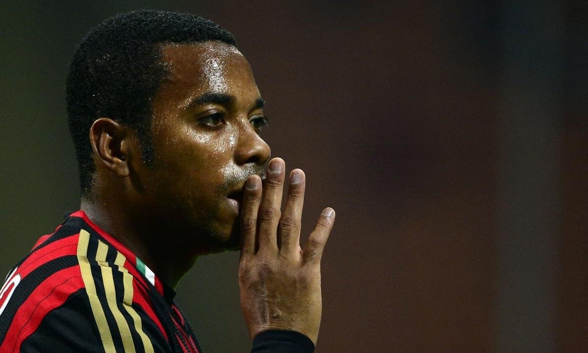 Robinho em partida pelo Milan, da Itália. (foto: OLIVIER MORIN/AFP)