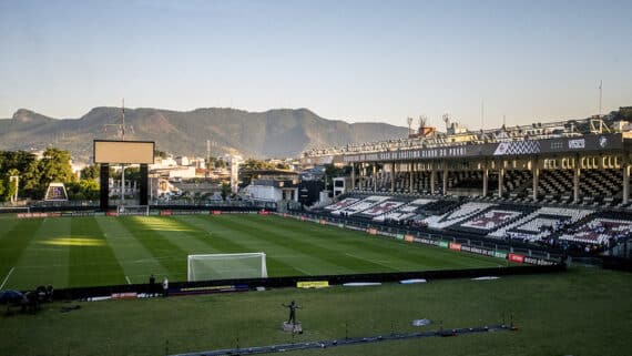 Gramado de São Januário (foto: Daniel RAMALHO/VASCO)