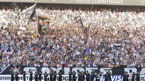 O Corinthians pode perder pontos após os cantos homofóbicos de torcedores?