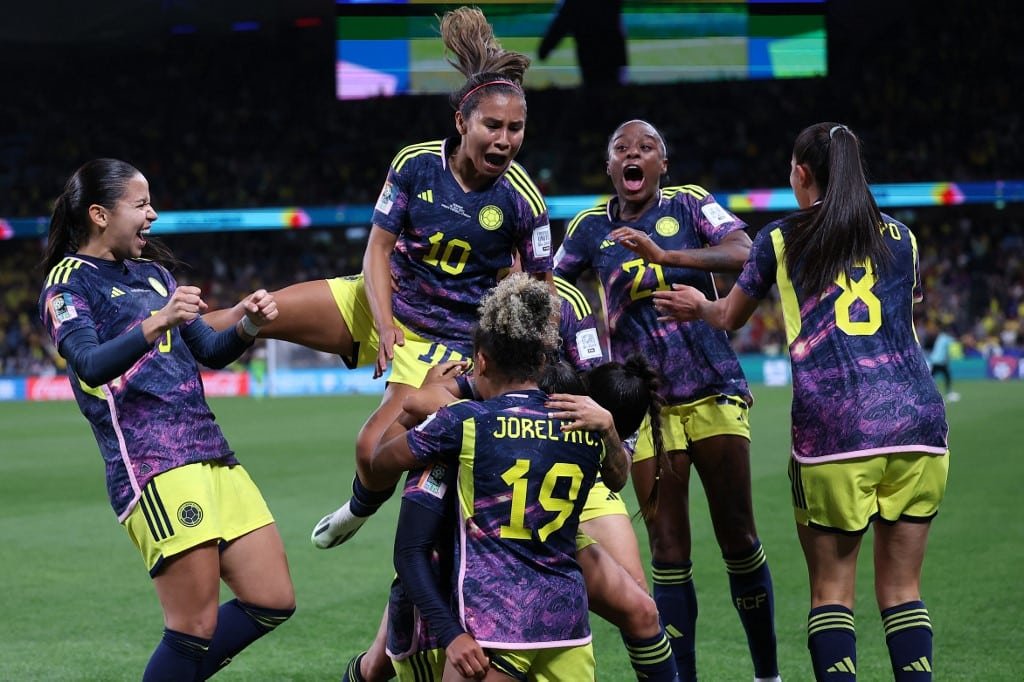 Seleção colombiana em jogo da Copa do Mundo Feminina (foto: Franck Fife/AFP)