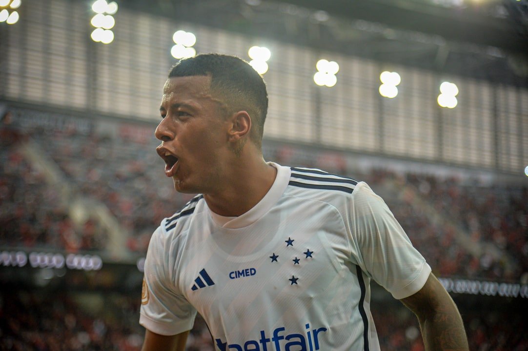 Arthur Gomes (foto: Nayra Halm / Staff Images/ CRUZEIRO)