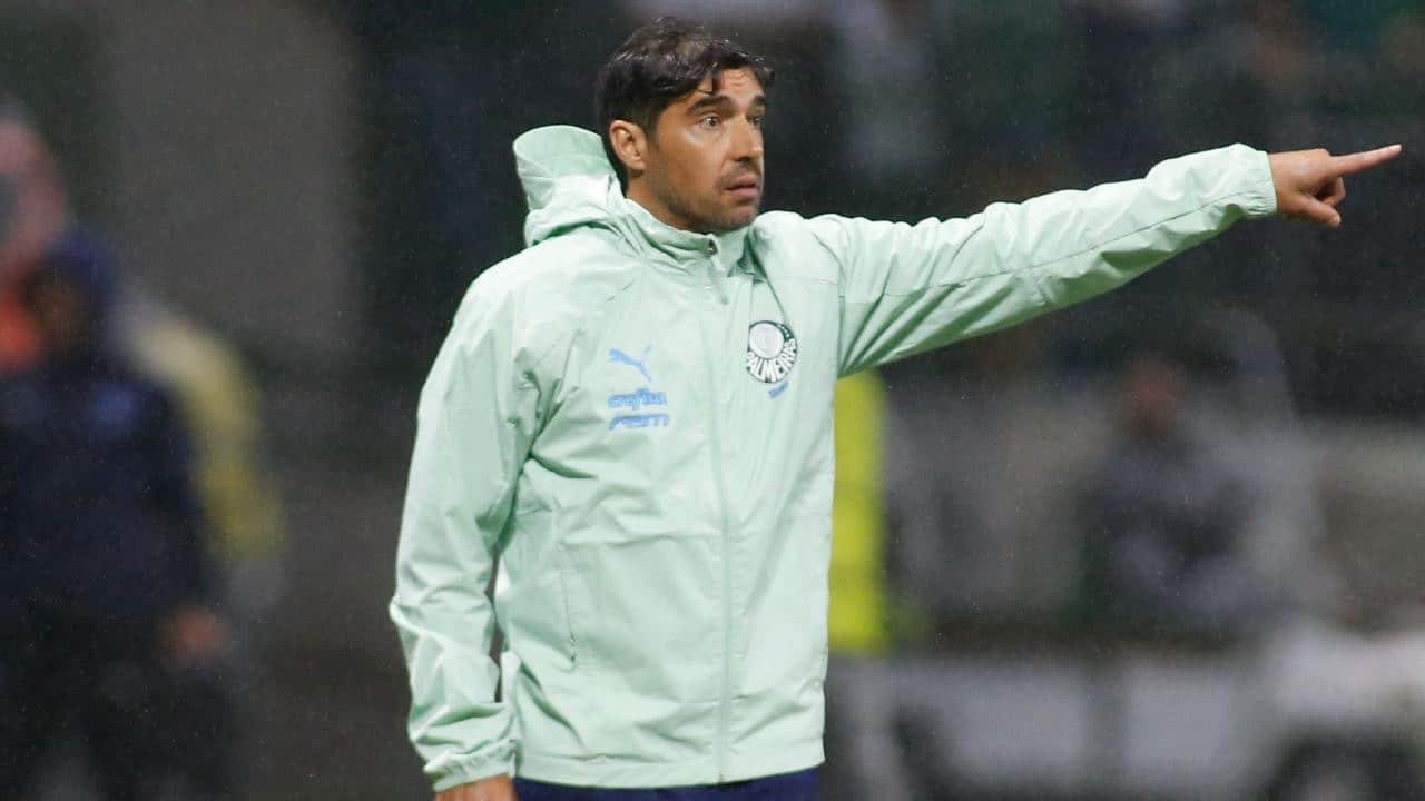 Abel Ferreira, técnico do Palmeiras (foto: MIGUEL SCHINCARIOL/AFP)