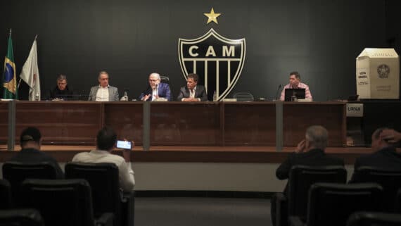 Conselho Deliberativo do Atlético em reunião na sede do clube mineiro, em Lourdes (foto: Pedro Souza/Atlético)