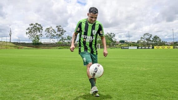 Dadá Belmonte, atacante do América (foto: Mourão Panda/América)